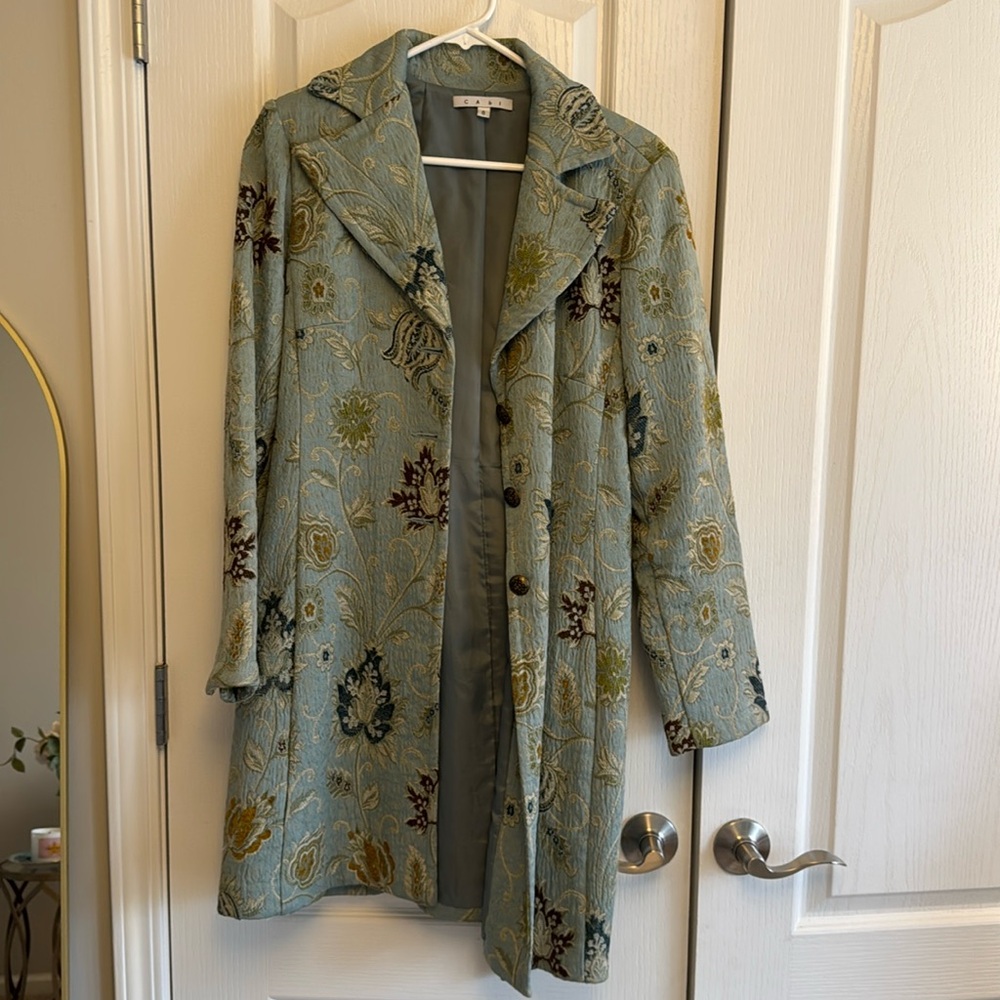CAbi Floral Coat - size 8 - excellent condition